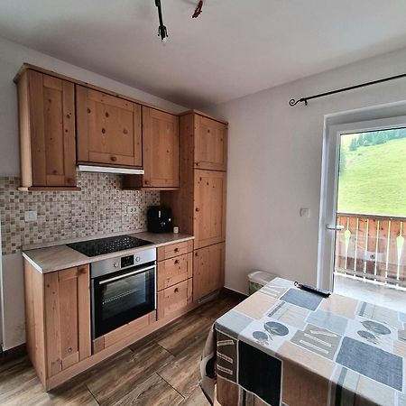 Apartmaji Golob-Golte มอเซียร์เย ภายนอก รูปภาพ
