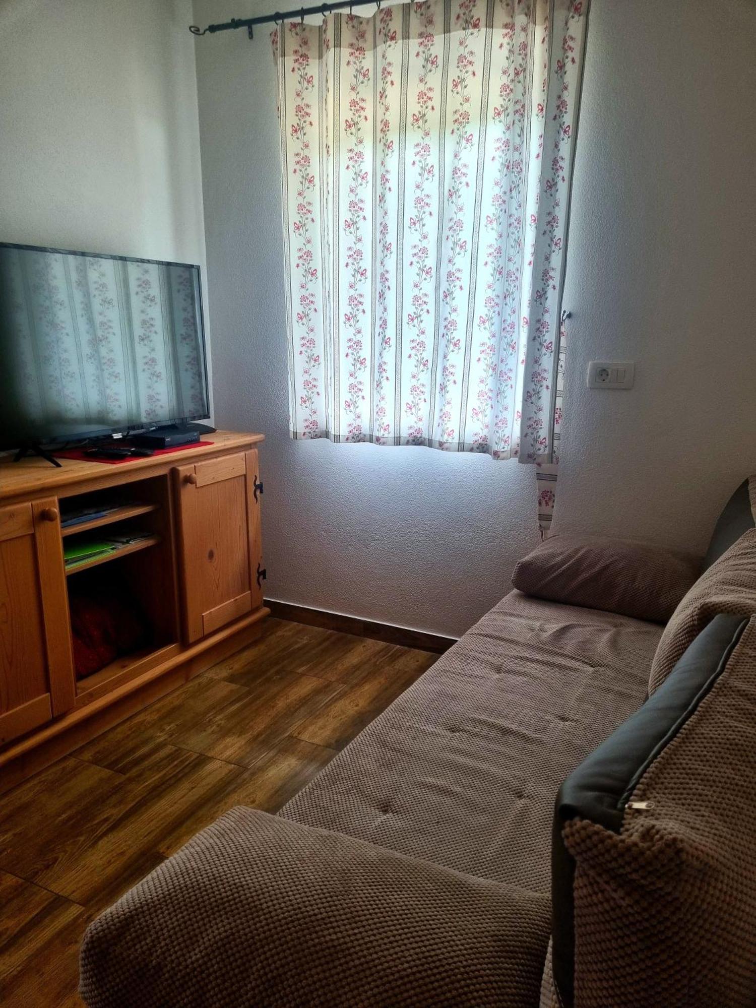 Apartmaji Golob-Golte มอเซียร์เย ภายนอก รูปภาพ