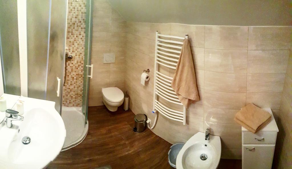 Apartmaji Golob-Golte มอเซียร์เย ภายนอก รูปภาพ